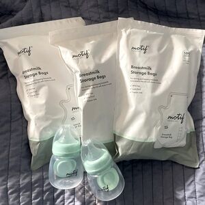 Motif Breastmilk bags/Storage bottle